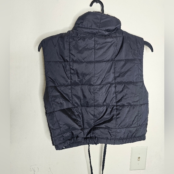 JoyLab Women's High Pile and Quilted Vest Black - Picture 7 of 7